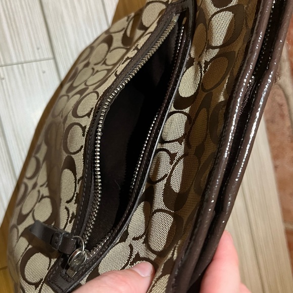 Signature Brown Coach Purse - Picture 10 of 14